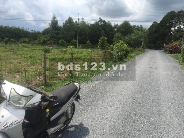 Bán gấp đất Tỉnh Lộ 7 1190m2 920tr