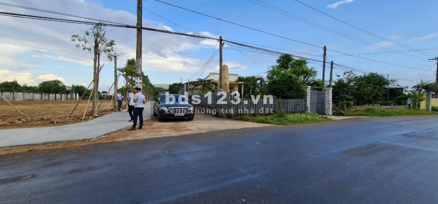 Đất chính chủ cần thanh lí ngay ven Hồ Châu Pha