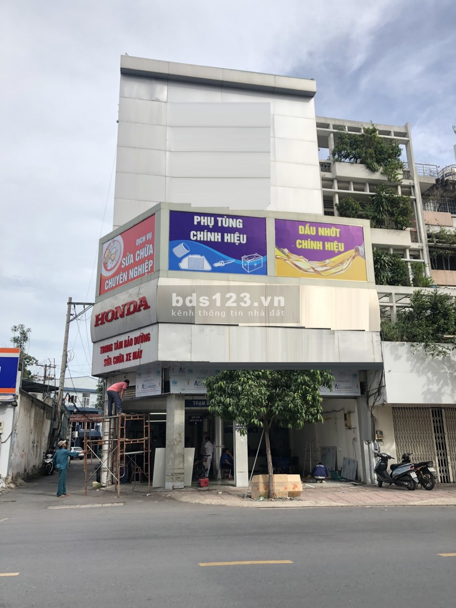 Mặt Tiền thuận tiện di chuyển các Quận dt 5 x 20, 3 lầu Vành Đai Trong