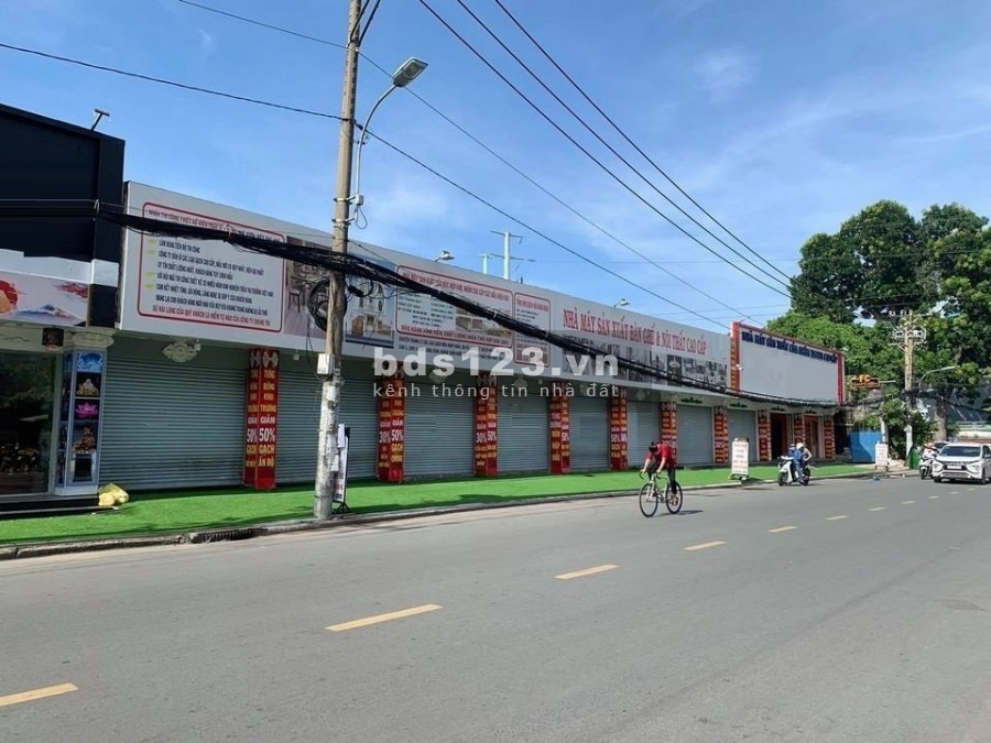 Nhà Mặt Tiền Đường Nguyễn Duy Trinh, Diện tích rộng KD mọi nghề