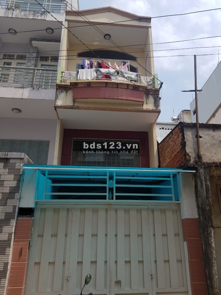 Cần tiền nên bán gấp nhà HXH 5m đường CMT8, Phường 7, Quận…