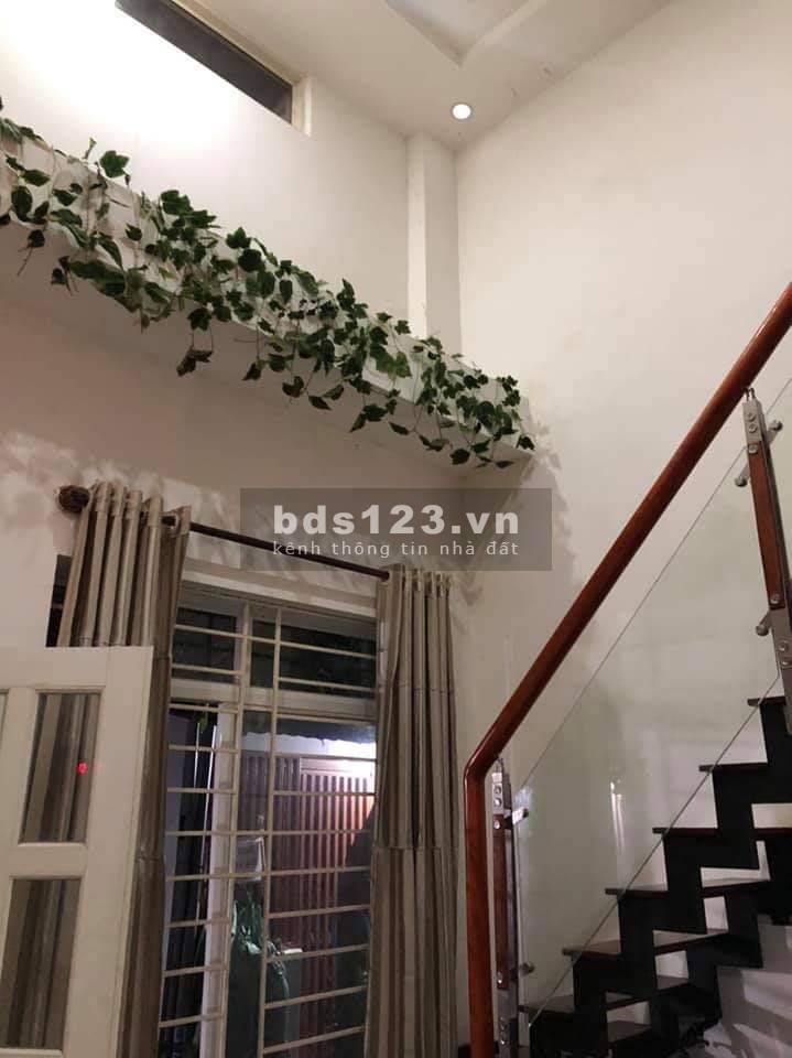 Bán nhà Quang Trung 32m2 3 tầng nhỉnh 2 tỷ