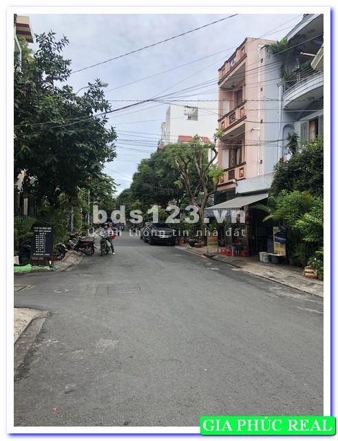 Cần cho thuê nhà 303/39 TÂN SƠN NHÌ P.Tân Sơn Nhì dt 4x20m Cấp 4. Giá 10 triệu/th