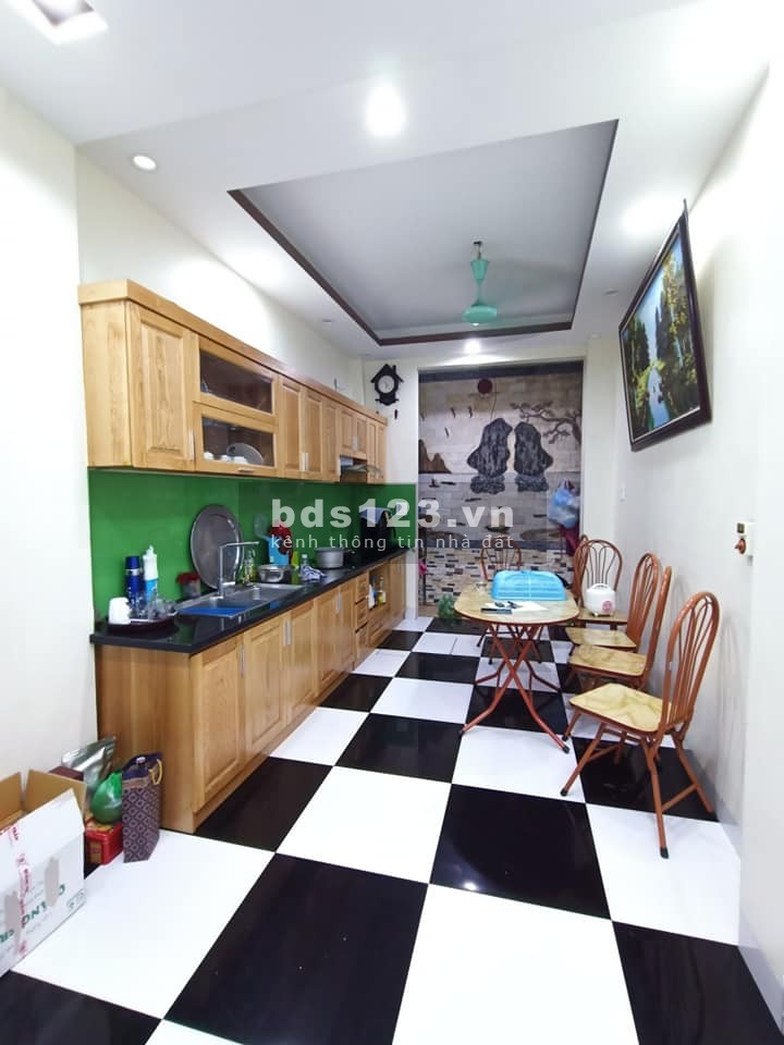 BÁN NHÀ GIẢNG VÕ 45M2 5 TẦNG CHỈ 5XTY
