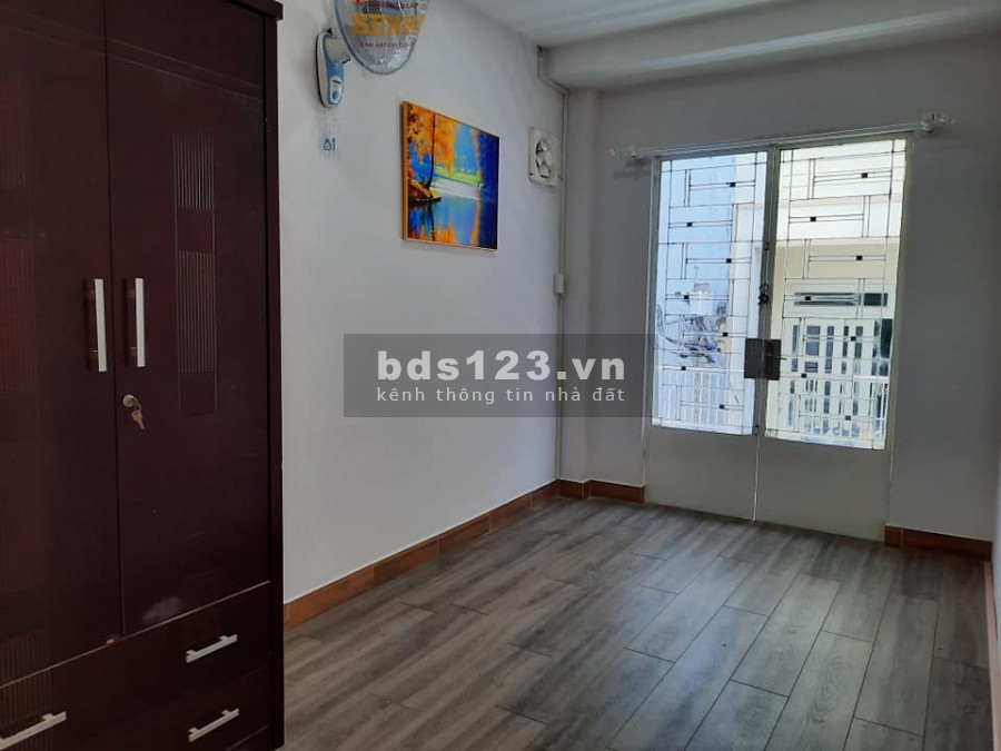 Bán nhà HXH Âu Cơ, 3 tầng, 67m2, chỉ 5.5 tỷ, thiết kế đẹp, ở ngay