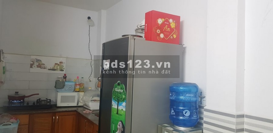 Phường 12 Tân Bình 2 lầu BTCT giá 4.2 tỷ. Nhà mới ở ngay