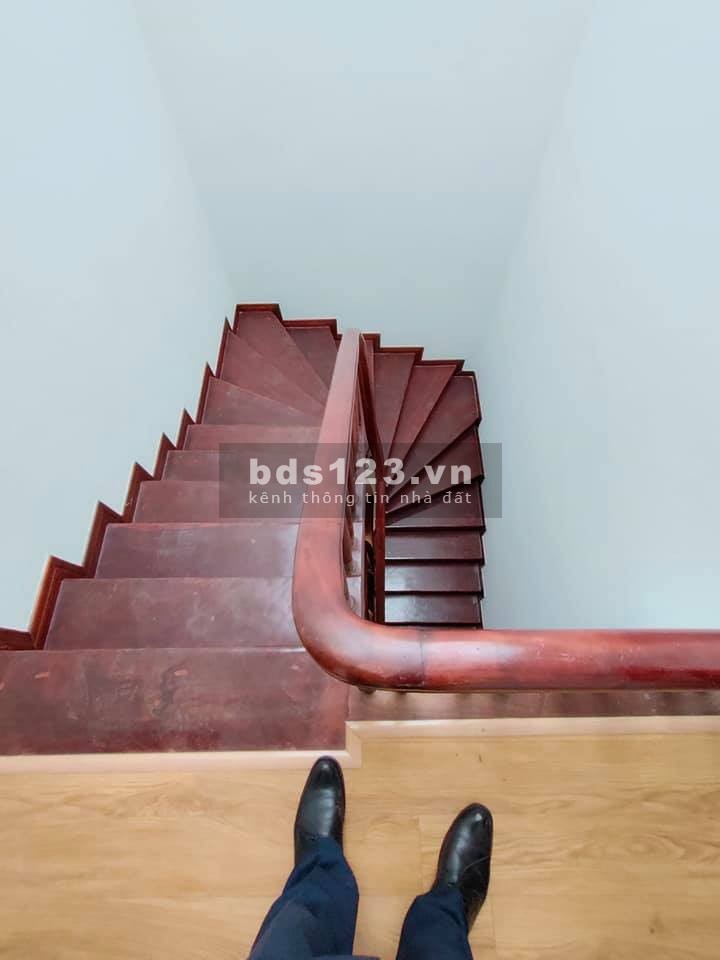 Bán nhà mới đẹp 51m2 x 5 tầng ô tô tránh, KD phố Phùng Chí Kiên giá 10 tỷ. LH 0912442669