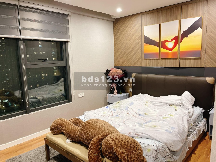 Cần bán gấp nhà ngõ Linh Quang giá 2.62 tỷ, 28mx4T, oto cách 10m