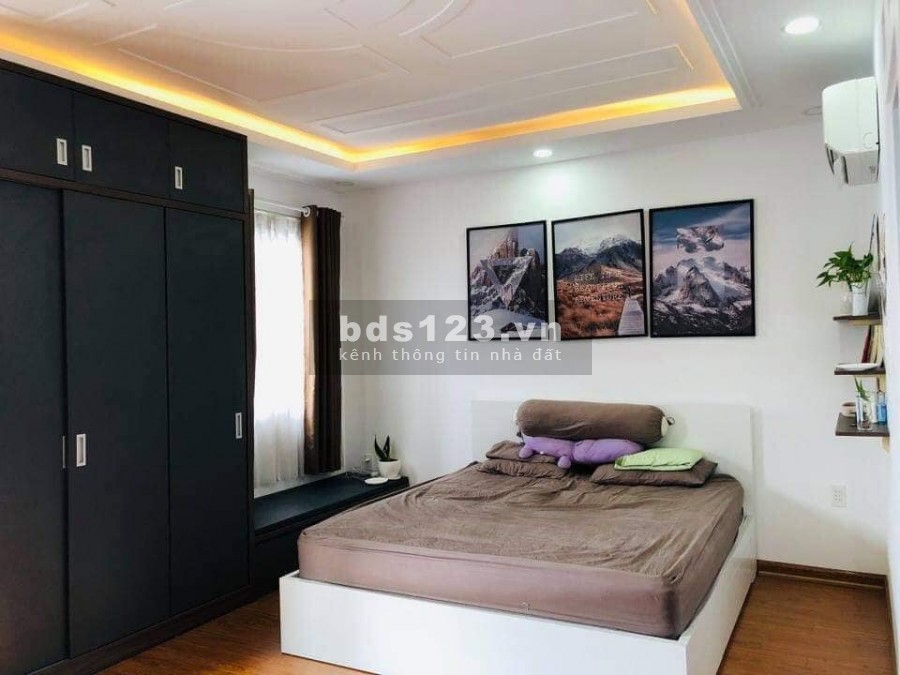 Bán nhà Ngô Tất Tố Phường 19 HXH 68m2 giá 7.1 tỷ