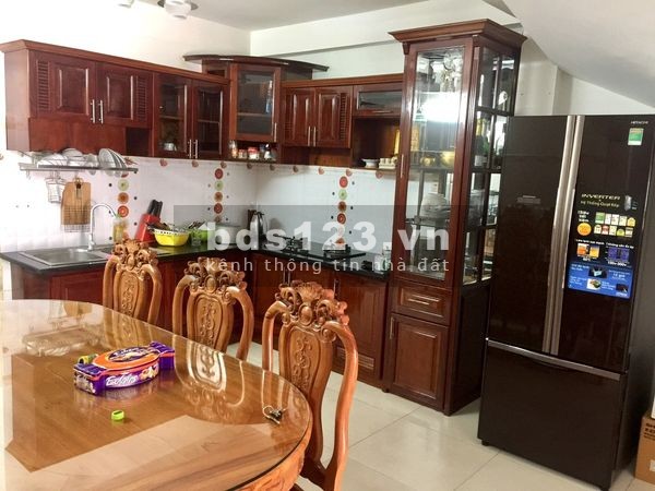BÁN NHÀ TRẦN BÌNH TRỌNG P5, Q BÌNH THẠNH