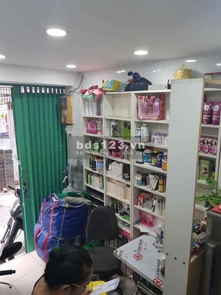 Bán GẤP nhà 4 tầng ngay D5 Bình Thạnh Giá chỉ 2 tỷ