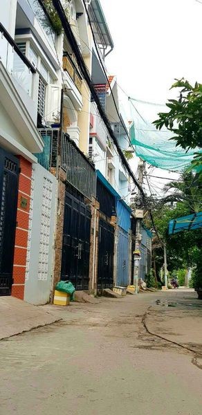 Nhà 2 PN KDC SHR, 1T1L ds8 HBC chỉ 2 tỷ 250