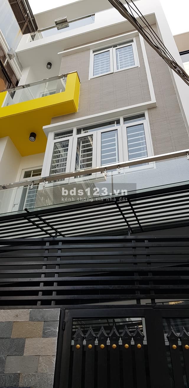 Bán nhà HXH đường 3 tháng 2, P 12, Quận 10 DT 59 m, 7,9 tỷ.