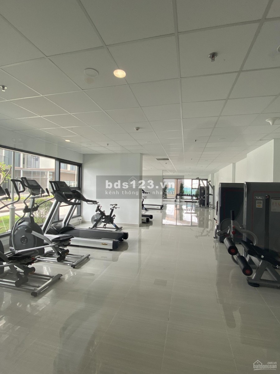 Bán căn hộ view hoa hậu Eco Green 2PN tầng trung block B giá siêu mượt 3.6 tỷ ( bao hết thuế phí). LH: 0933120416
