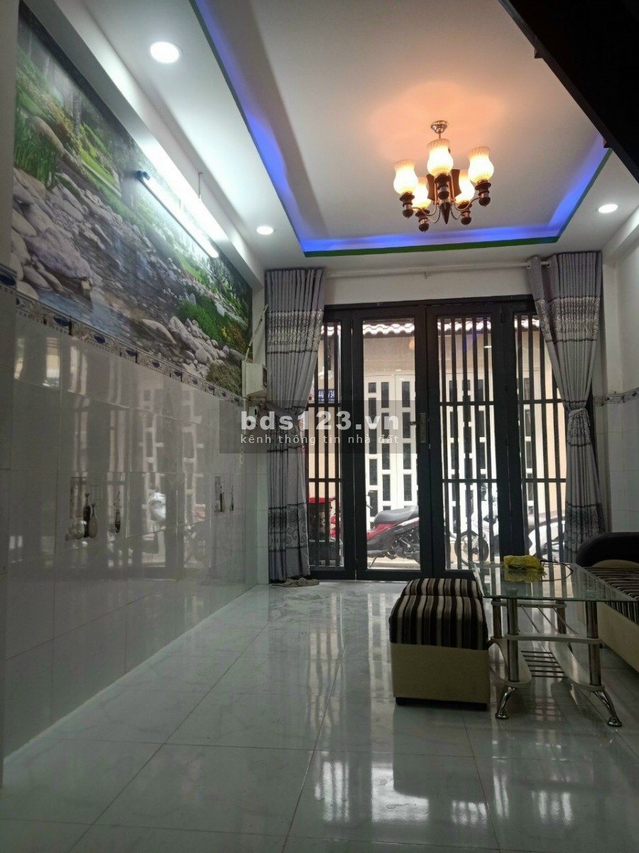 [NHÀ ĐẸP XÂY MỚI 100%] đặt cọc lấy ngày dọn vào ở liền - có sổ hồng công chứng ngay. ( Có HH 1%)