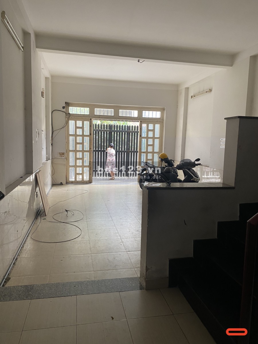 CHDV Đồ Sơn, P4. 5x20m. Trệt, 3lầu. 7phòng, 4wc. Chỉ 22tr