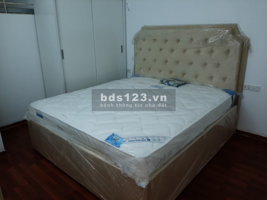 Bán chung cư KĐT Resco Cổ Nhuế, Phạm Văn Đồng 80m2 2PN BC hướng Đông, SĐCC giá 1,720 tỷ 0988296228