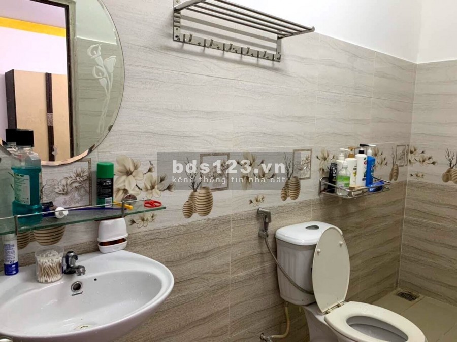 Bán nhà 7x14m, 1 lầu, Tùng Thiện Vương, P12.Q8