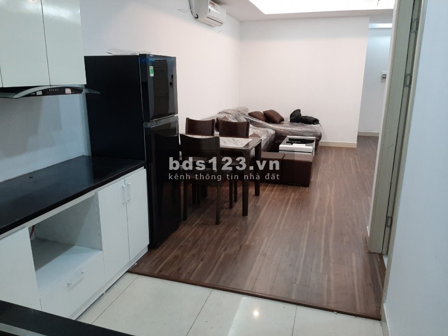 Bán chung cư KĐT Resco Cổ Nhuế, Phạm Văn Đồng 80m2 2PN BC hướng Đông, SĐCC giá 1,720 tỷ 0988296228