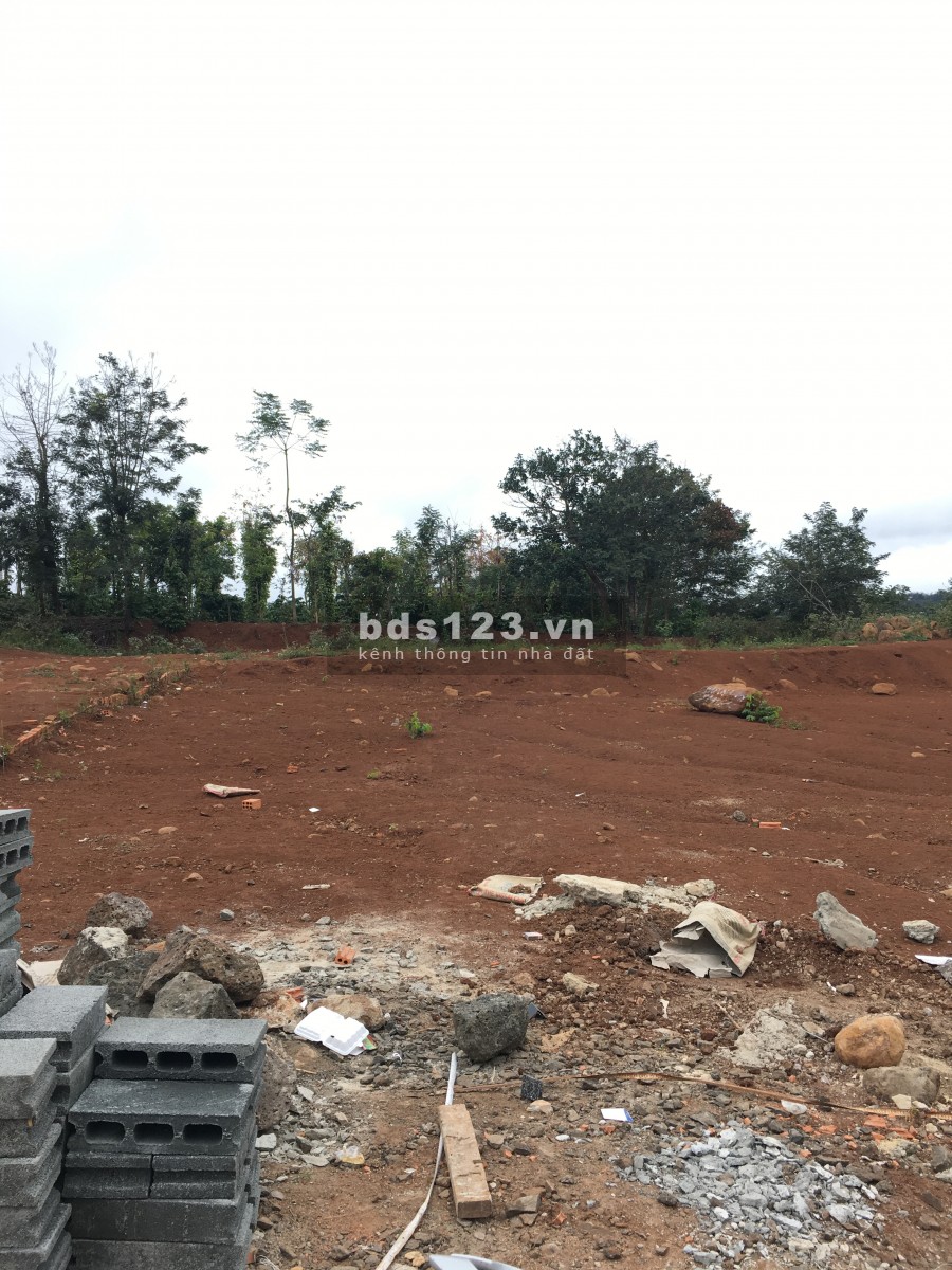 BÁN ĐẤT HẺM 434 Y MOAN RẼ TRÁI ( 5x23m - 590tr )
