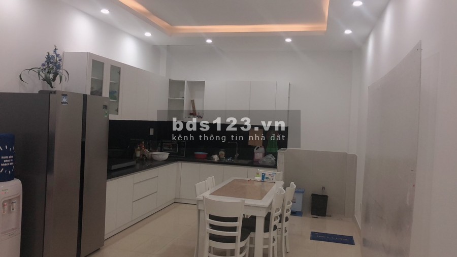 Bán Nhà Nguyên Căn 1 Trệt 3 Lầu Full Nội Thất Giá 4ty950