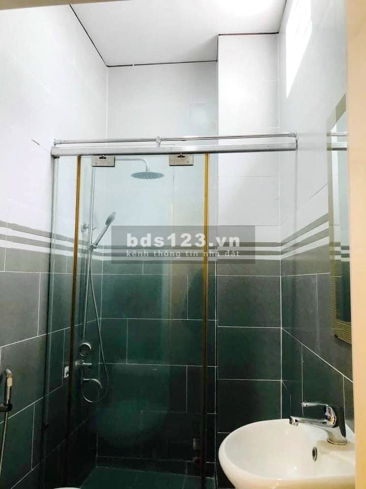 Nhà mới 3lầu/nở hậu (full nội thất) HXH 137 Âu Dương Lân P2 Q8