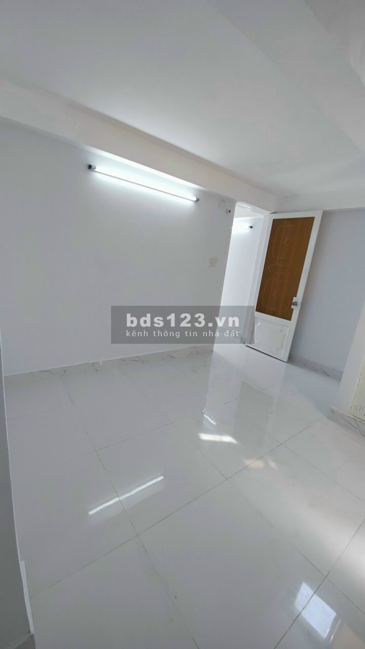 Bán nhà 3 tầng 4x9, 5PN hẻm 32 Ông Ích Khiêm Q11 giá 4ti88 TL