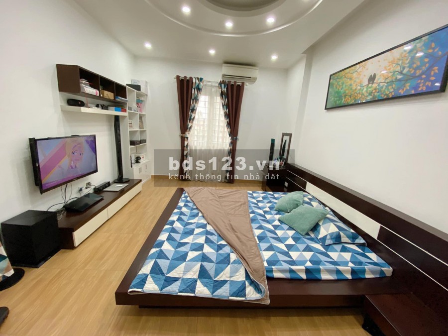 Siêu phẩm, hai mặt ngõ, KD đỉnh, full nội thất sang, 52m2, 5 tầng, 6.8 tỷ, Hoàng Mai