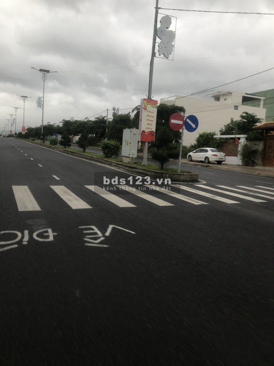 Mặt tiền đường Lý Thái Tổ Cam Lâm Khánh Hoà