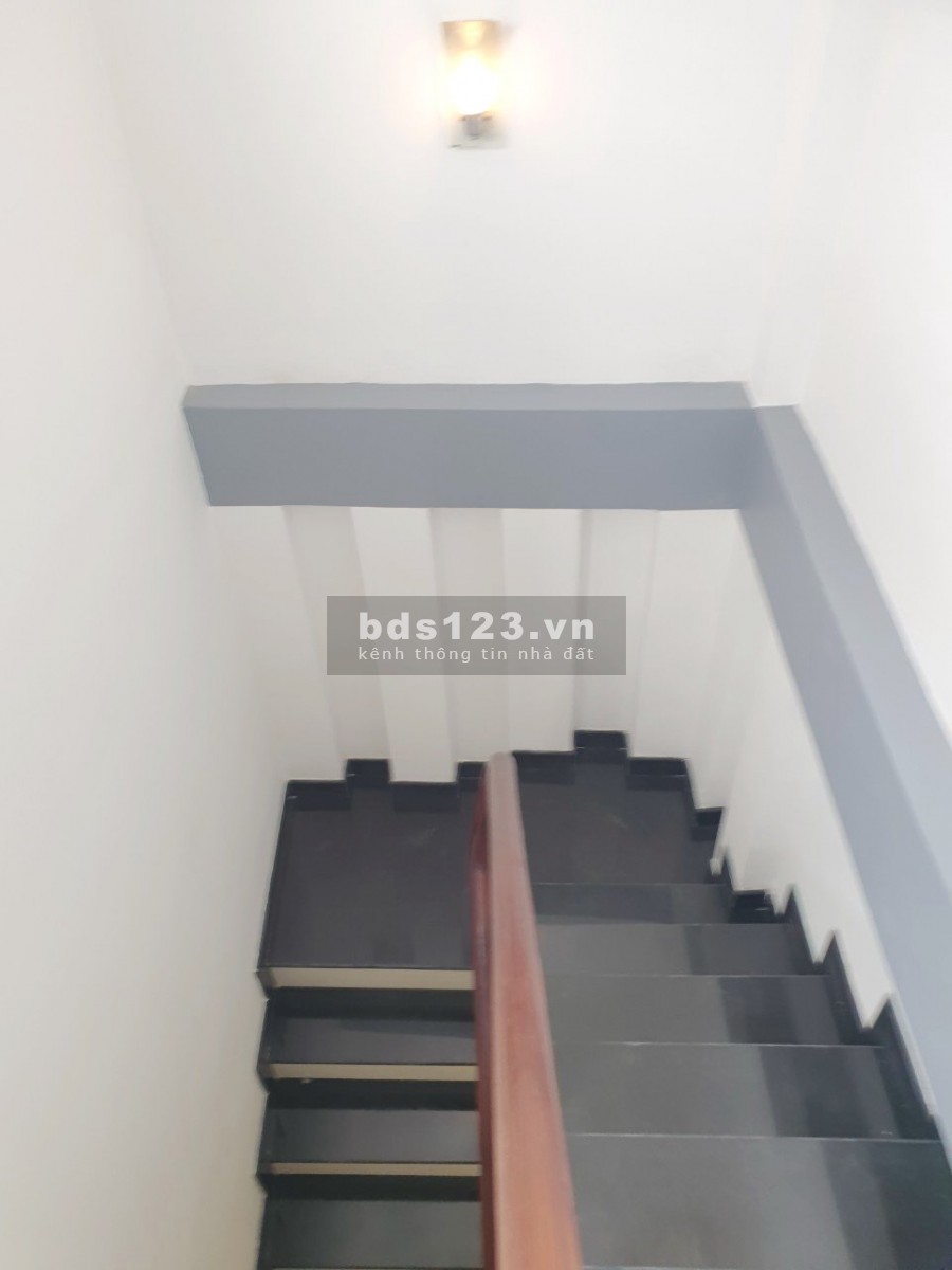 Nhà mới 3lầu/nở hậu (full nội thất) HXH 137 Âu Dương Lân P2 Q8