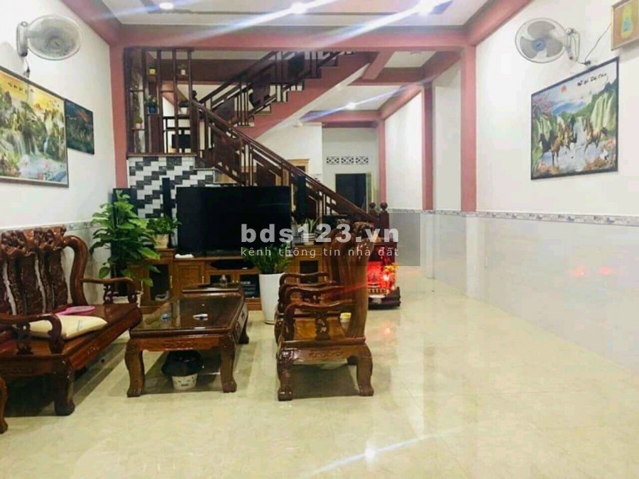 Bán căn nhà mặt tiền 1 trệt 2 lầu Phú Hoà-TP Thủ Dầu Một