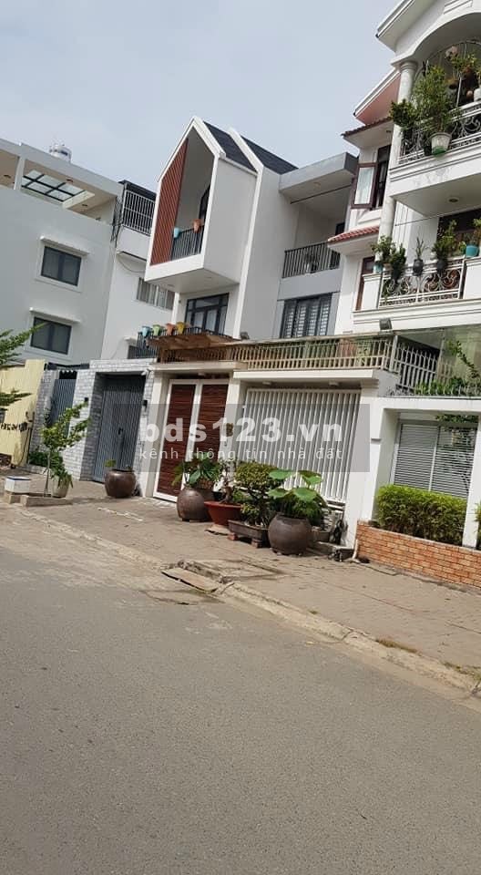 Quận 7 Mũi Đèn Đỏ Bán nhà 12 tỷ Huỳnh Tấn Phát, Phường Phú Thuận, Quận 7