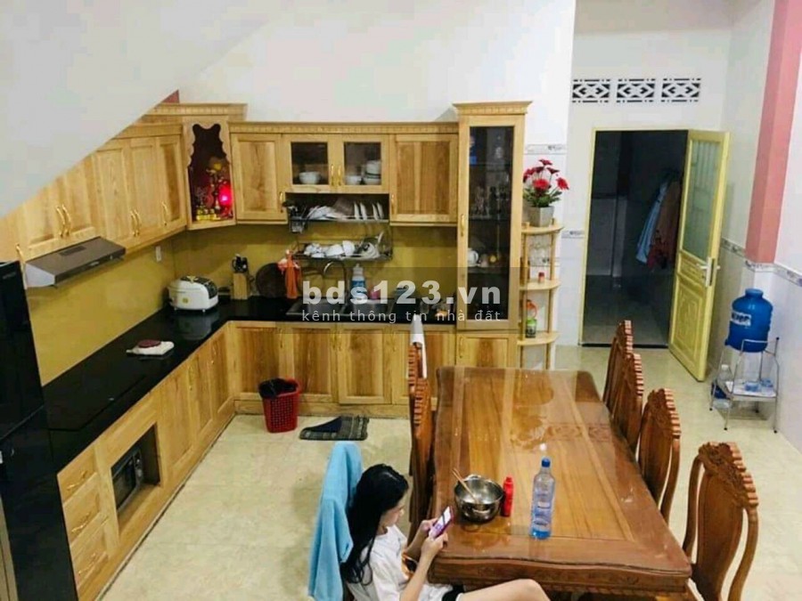 Bán căn nhà mặt tiền 1 trệt 2 lầu Phú Hoà-TP Thủ Dầu Một