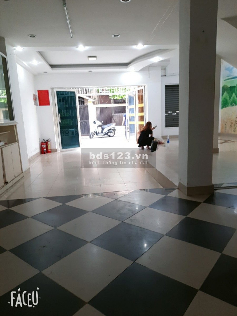 Cho thuê nhà mới nội bộ PHAN XÍCH LONG nhà dẹp giá tốt