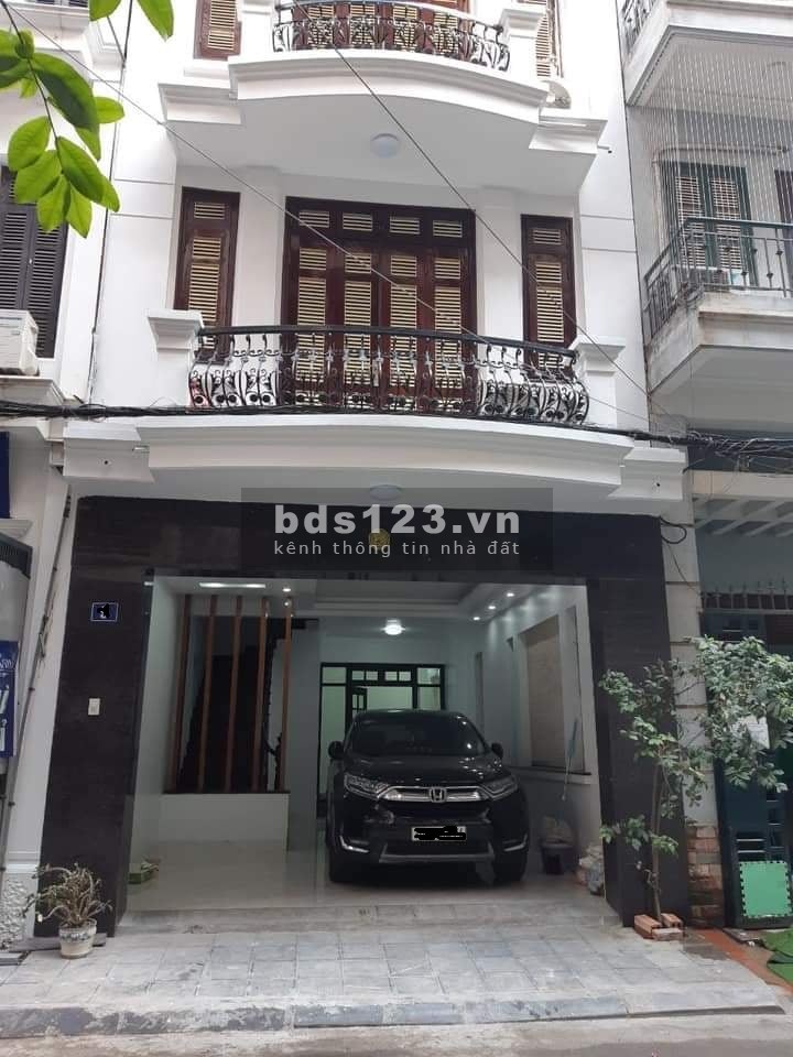 Bán nhà phố Hoàng Quốc Việt, phân lô, ô tô, 77m2, MT 6m, 10.5 tỷ.
