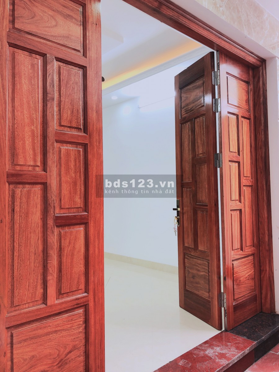 BÁN NHÀ TỔ 24 THƯỢNG THANH, LONG BIÊN - 31m2 x 5 TẦNG, nhà đẹp ở ngay, nhỉnh 2 tỷ