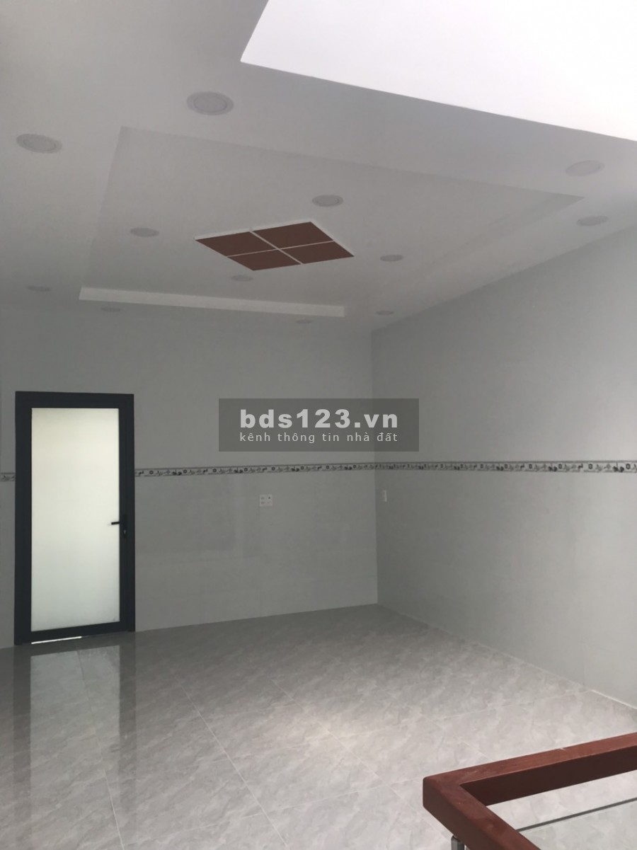 Cho thuê nhà MỚI XÂY nguyên căn đường Hoàng Ngân, phường 16, quận 8