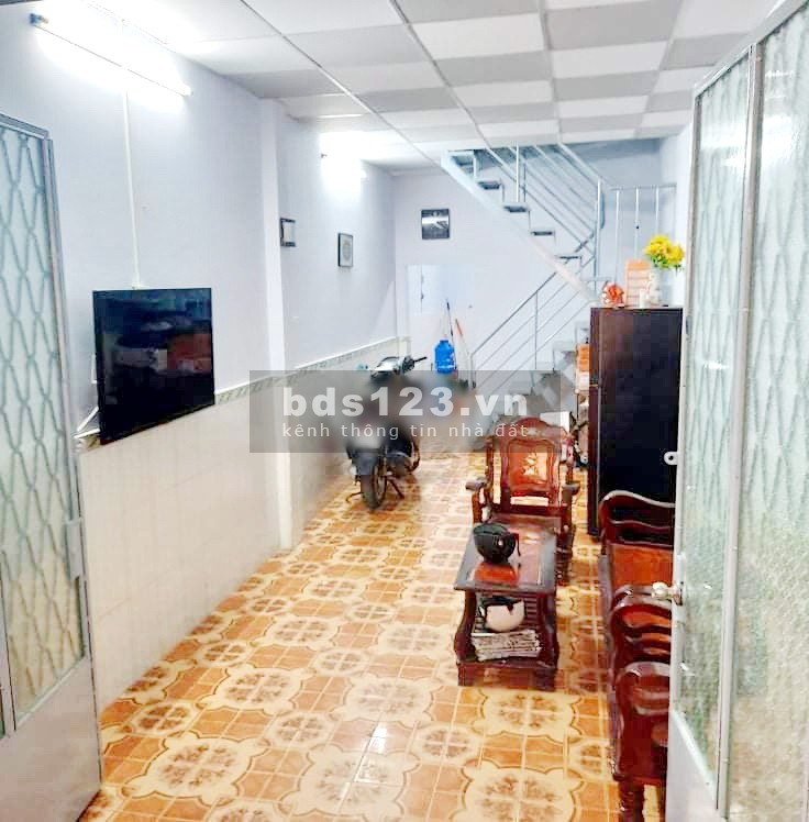 Bán nhà 3 lầu hẻm xe hơi đường Âu Dương Lân Phường 2 Quận 8