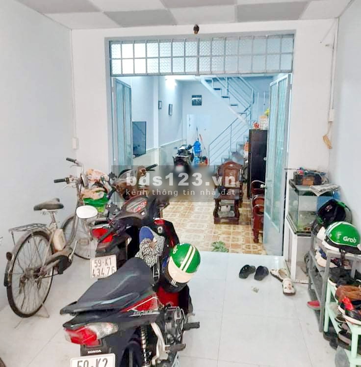 Bán nhà 3 lầu hẻm xe hơi đường Âu Dương Lân Phường 2 Quận 8
