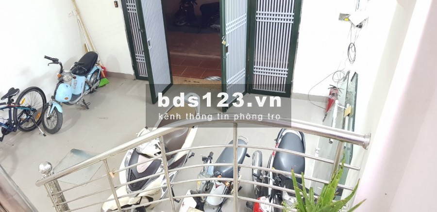 Nhà trọ ở ghép - homestay ở ngõ 26 Hồ Tùng Mậu giá 1,5tr/người/tháng