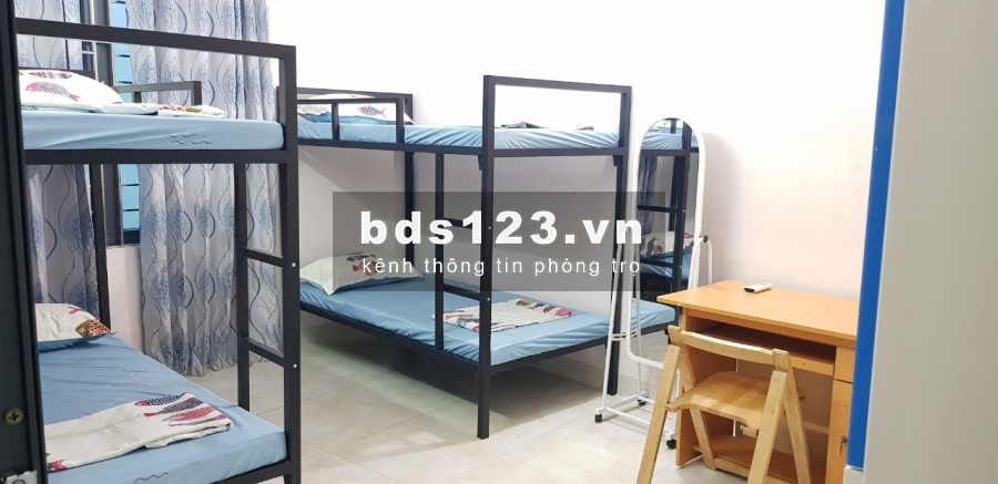 Nhà trọ ở ghép - homestay ở ngõ 26 Hồ Tùng Mậu giá 1,5tr/người/tháng