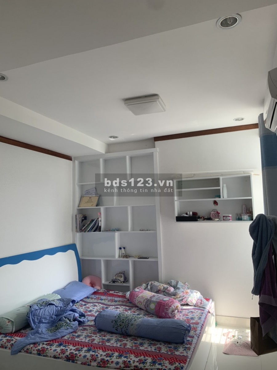 Bán căn hộ Hoàng Anh An Tiến thiết kế 101m2 2pn,2wc. Tặng một số nội thất. Gía: 2 tỷ 250 triệu