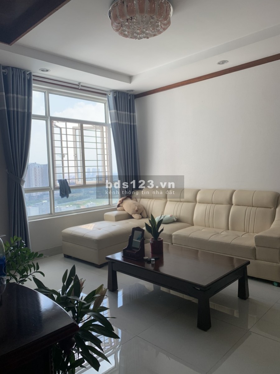 Bán căn hộ Hoàng Anh An Tiến thiết kế 101m2 2pn,2wc. Tặng một số nội thất. Gía: 2 tỷ 250 triệu