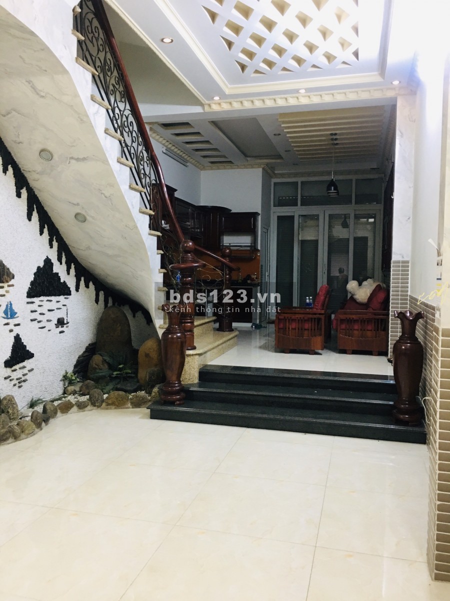 Nhà 2 mặt hẻm xe tải Dương Đức Hiền, 3L, ST, Full nội thất