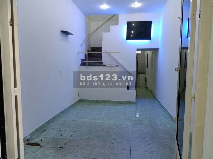 Kẹt tiền bán nhà Thống Nhất, P.11, Gò Vấp, 4.2x15m, 1 trệt, 1 lầu, 3.35 tỷ