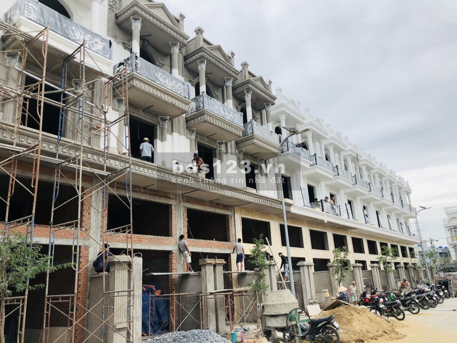 Suất nội bộ Nhà Phố kiểu pháp mặt tiền Hà Huy Giáp Q.12 - Chỉ từ 1,5 Tỷ nhận nhà ngay