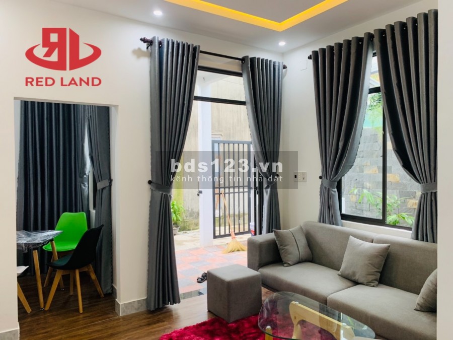 Cần chuyển nhượng lại ngôi nhà nhỏ nhắn xinh xắn trung tâm thành phố.