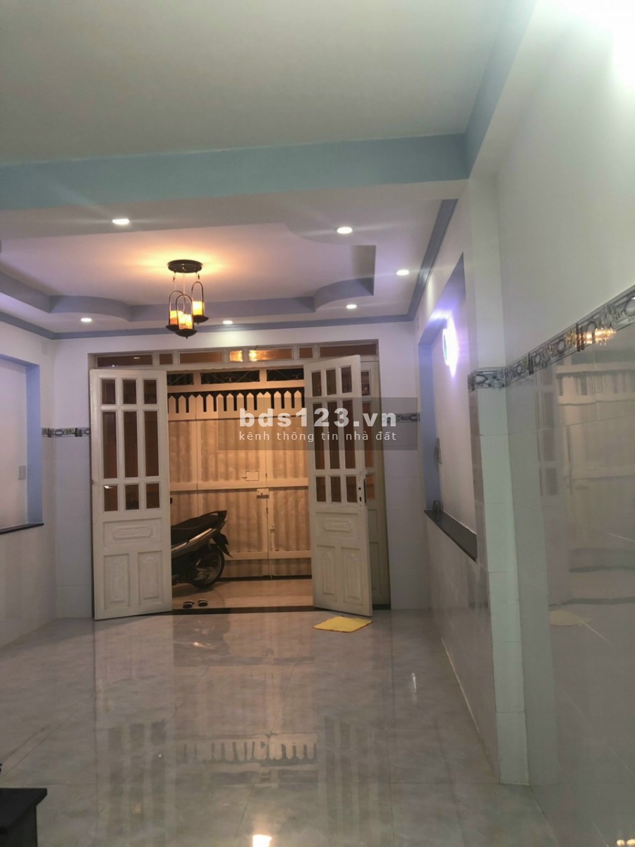 KDC đường 11, TNPB ngay trường Hoa Lư, SHR, HXH