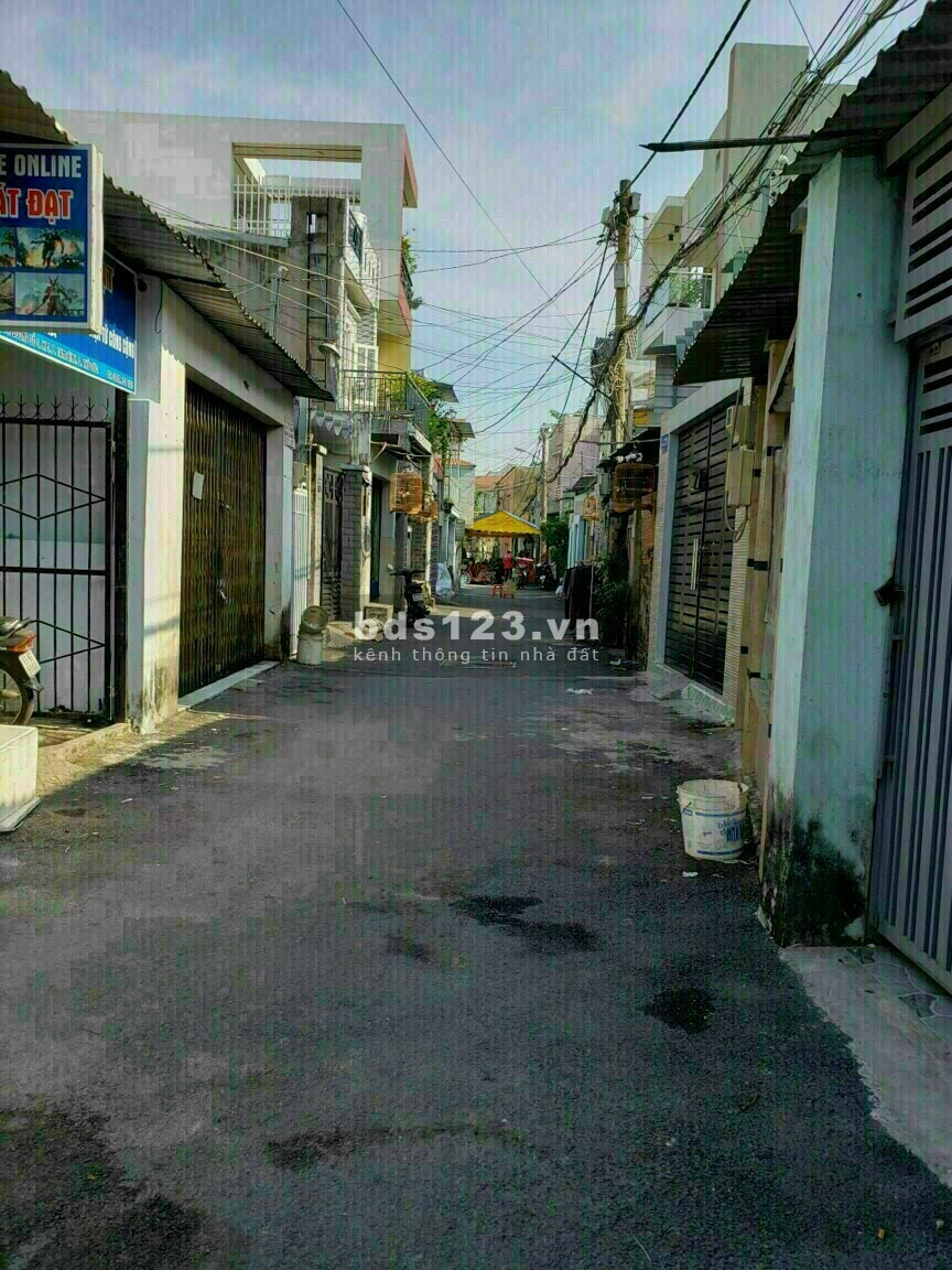 Mua đất tặng nhà HXH ds3 Tam Bình SHR