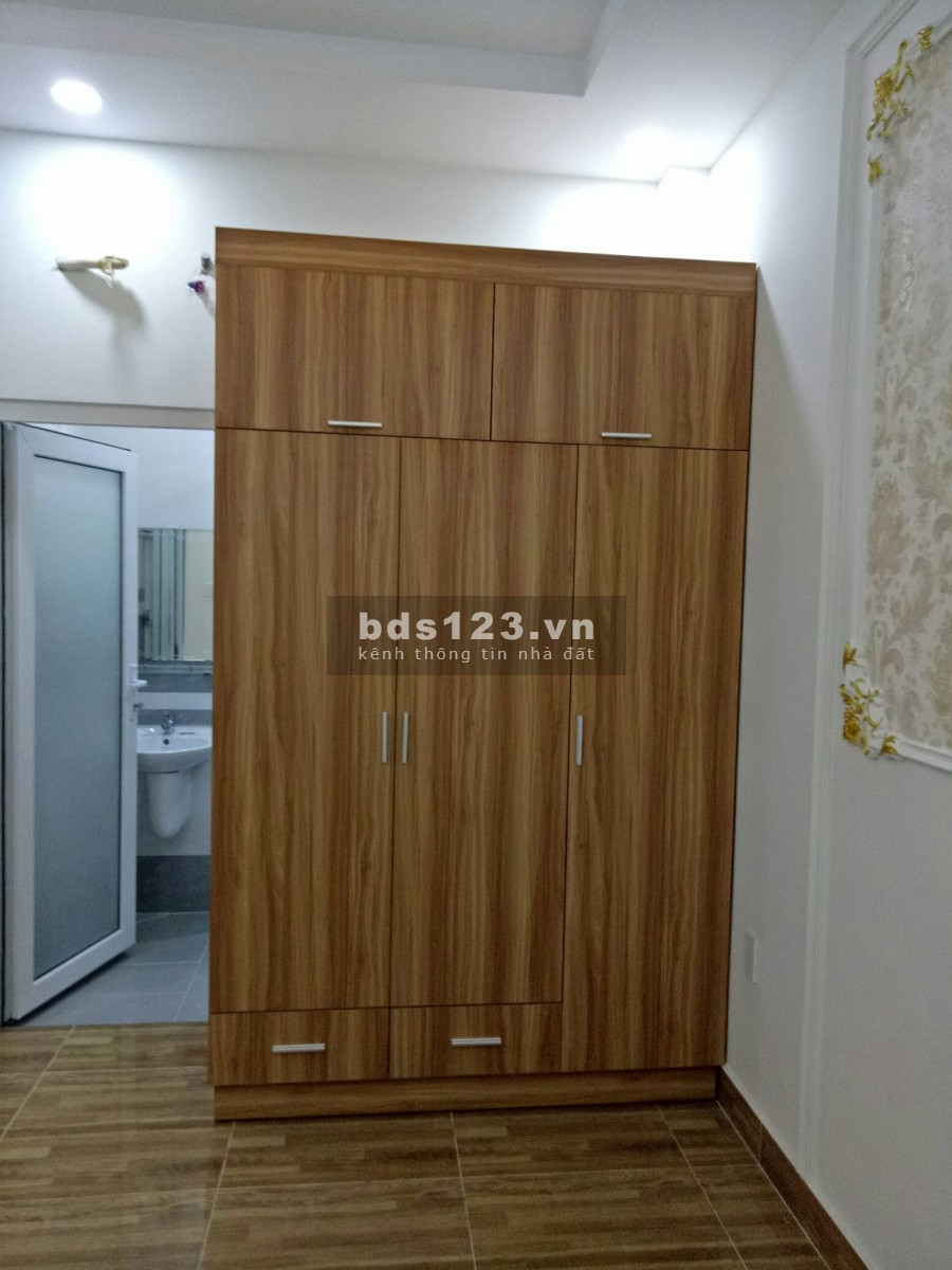 Bán căn nhà 1 trệt 2 lầu đường 49 phường Hiệp Bình Chánh gần khu chợ Hiệp Bình Q.Thủ Đức